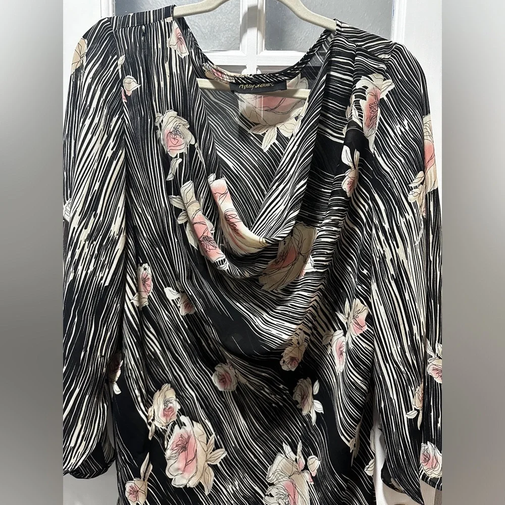 Ashley Stewart Floral Top - Picture 4 of 5